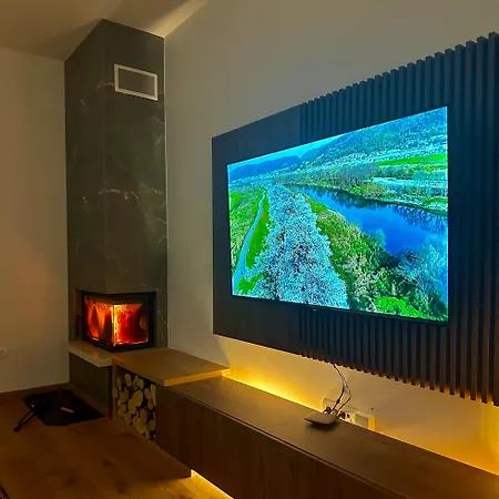 Mountain View - In Out - *