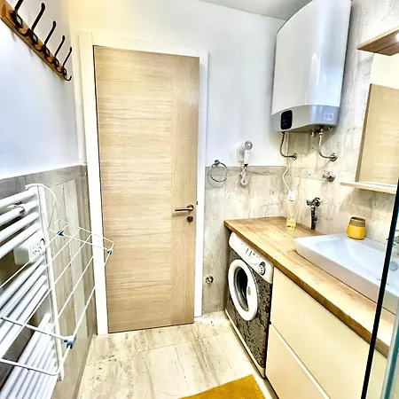 Mountain View - In Out - Apartman *