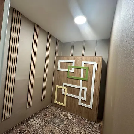 Mountain View - In Out - *